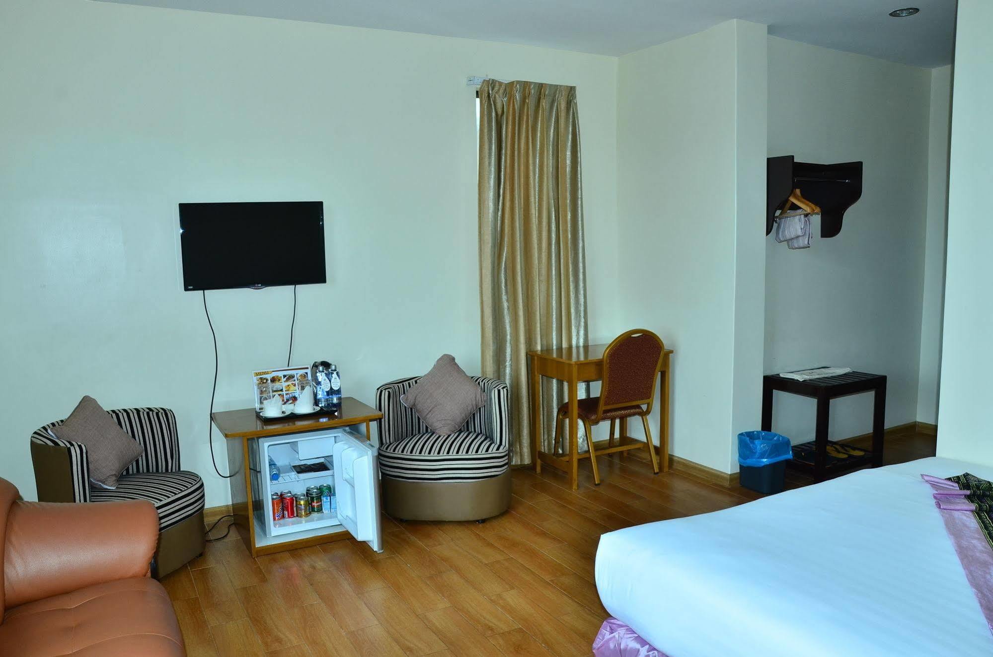 Hotel Mindhama Yangon Dış mekan fotoğraf